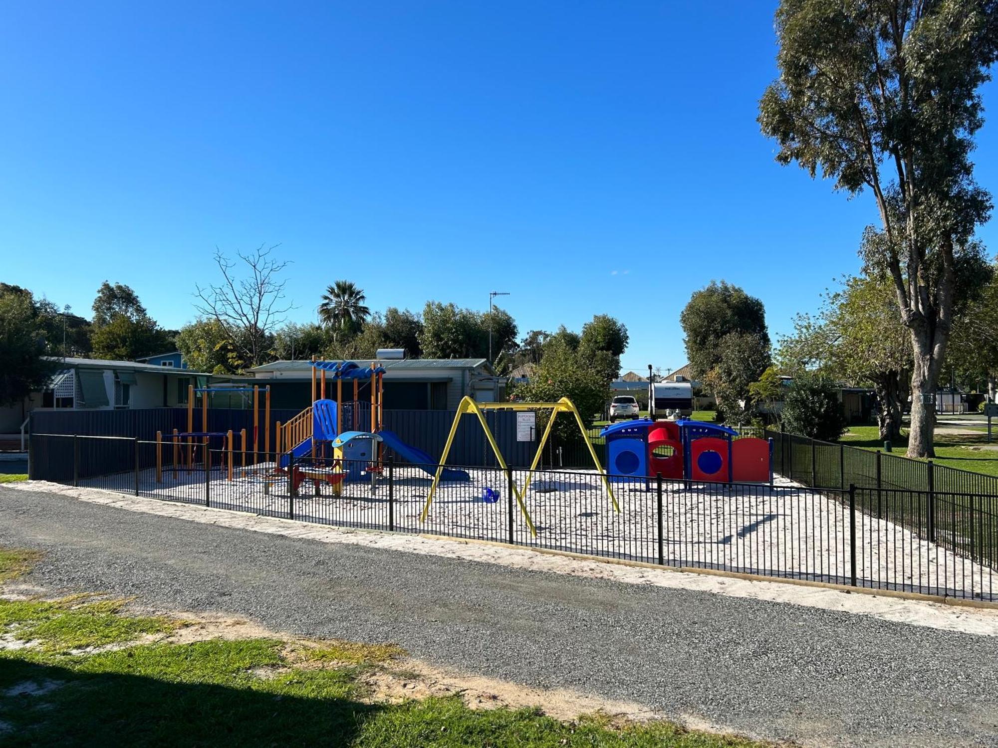 Mandurah Coastal Holiday Park Exterior foto